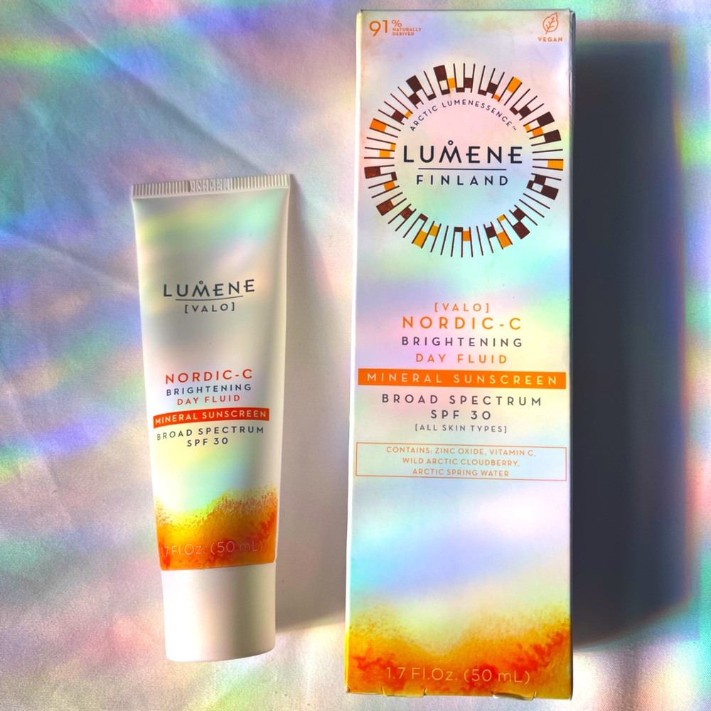 Lumene Nordic-C Radiance Flash Day Fluid Sun Protection